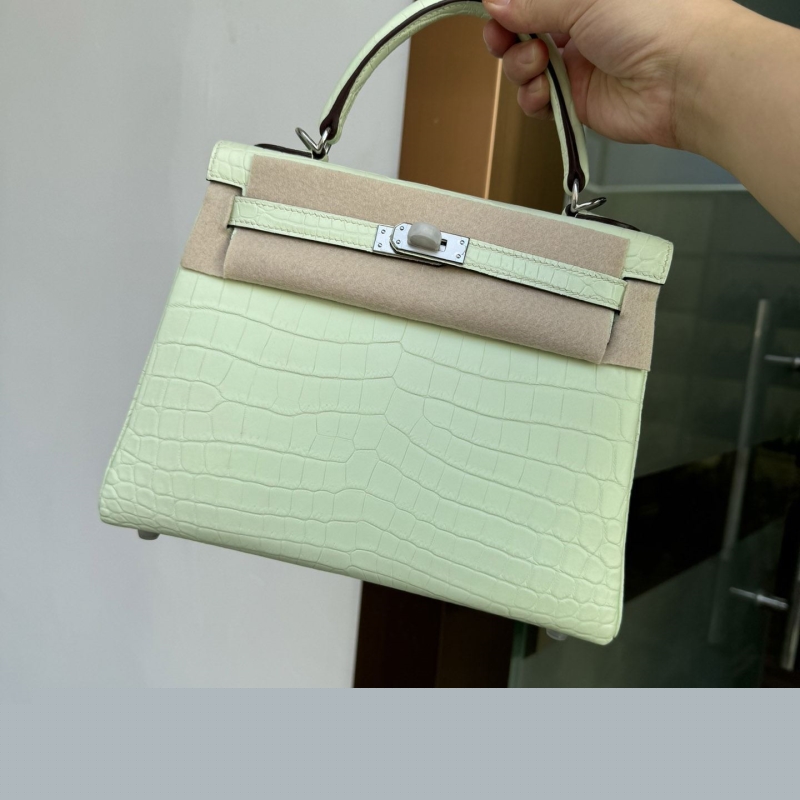 H**mes kelly bags